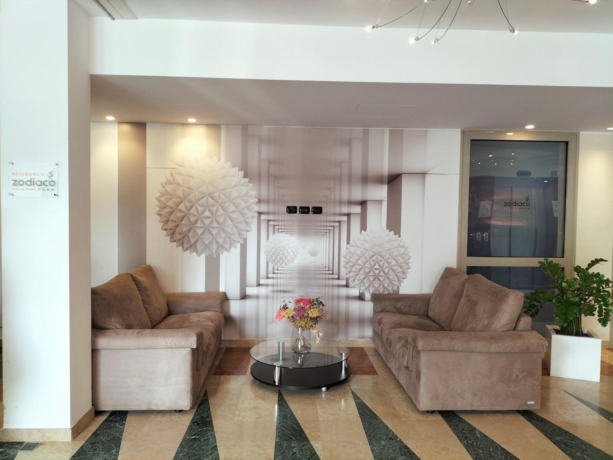 Hotel Residence Zodiaco Модена Экстерьер фото